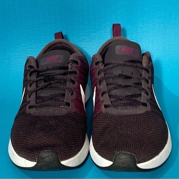 NIKE Dualtone Racer Port Women's Running Shoes 917682-604 Wine-Bordeaux Size 6.5 - Picture 3 of 10